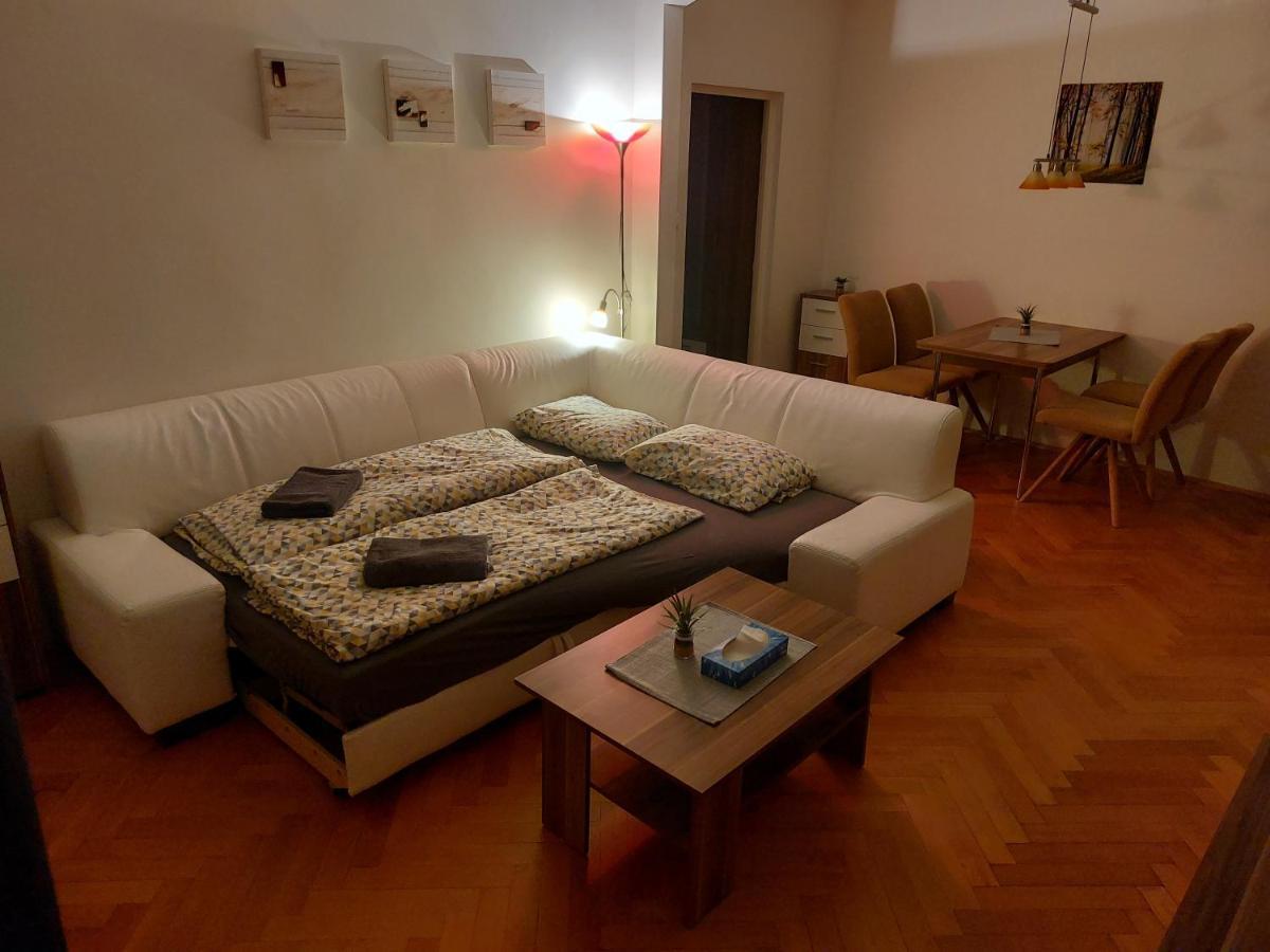 Apartman Merry Pozsony Kültér fotó